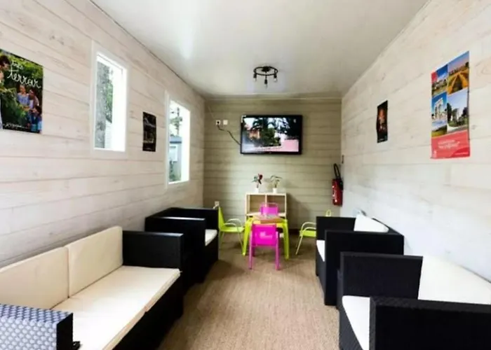 Mobil Prestige Avec Terrasse A - Api-1-52-159 * Royan